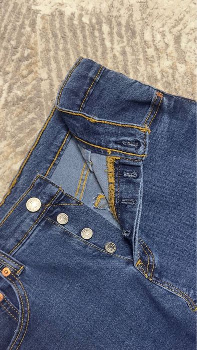 Джинси levis501 нові