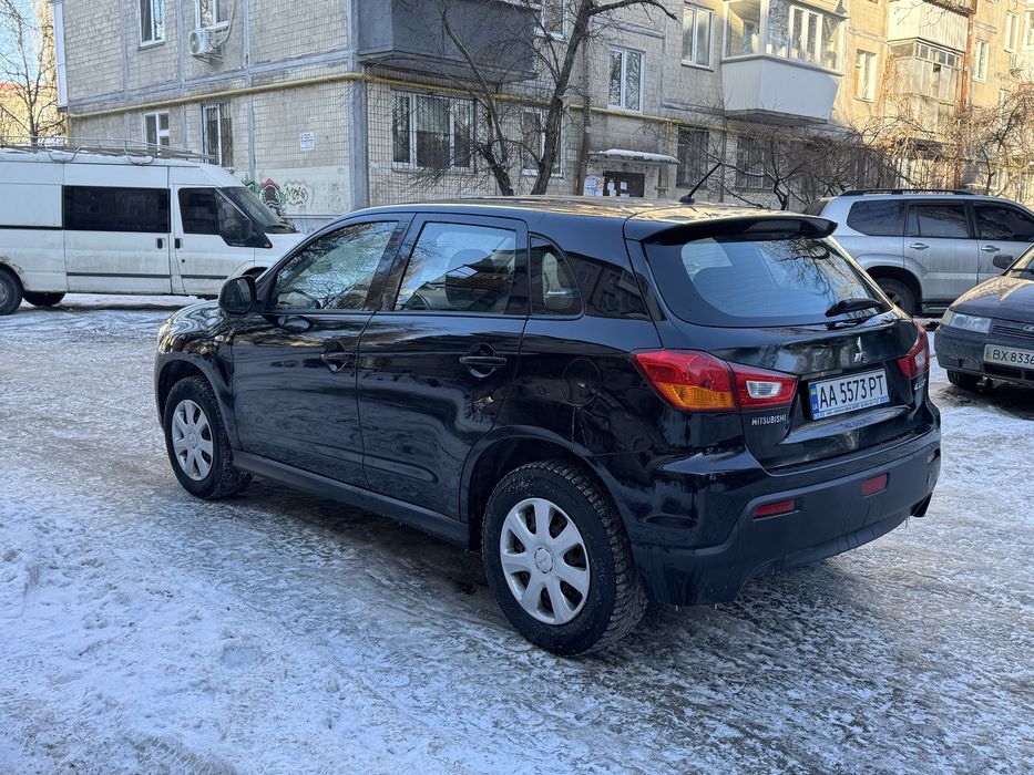Mitsubishi ASX 2012 год автомат 136тыс. пробег