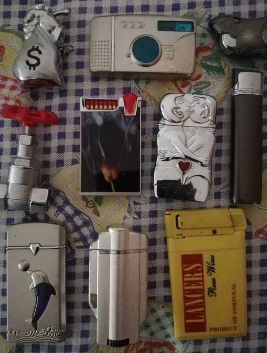 Diversos isqueiros clippers zippo etc