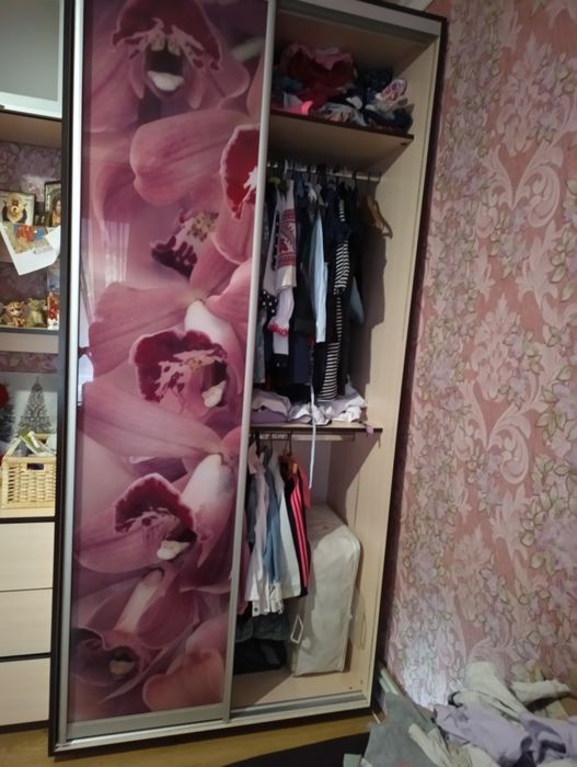 Шафа купе в гарному стані