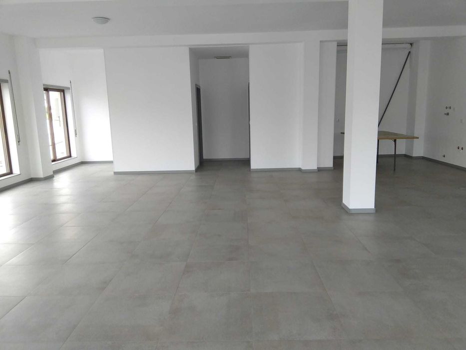 Arrenda-se Loja em São João de Ver