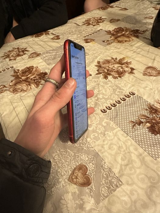 Продам iphone xr