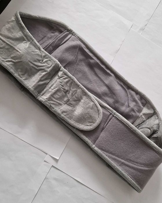 Mały termofor z pasem brzusznym