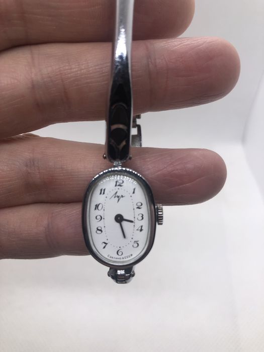 Женские наручные часы Луч СССР.