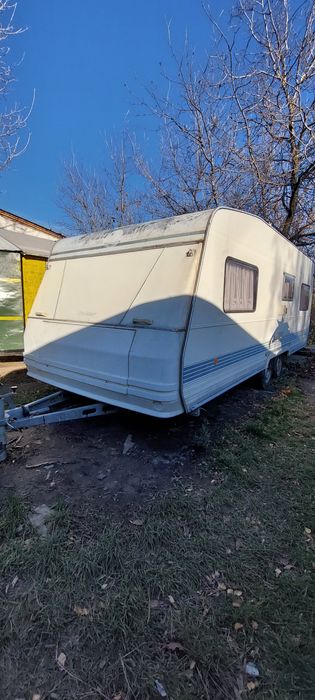 караван кемпінг  будинок на колесах причіп дача