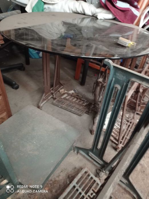 Pernas maquinas costuras antigas em ferro fundido