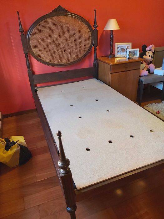 Cama cabeceira palhinha