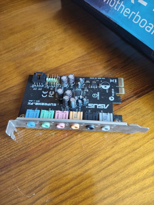 Placa de som interna  ASUS Supreme  FX (REV:2.04G) do