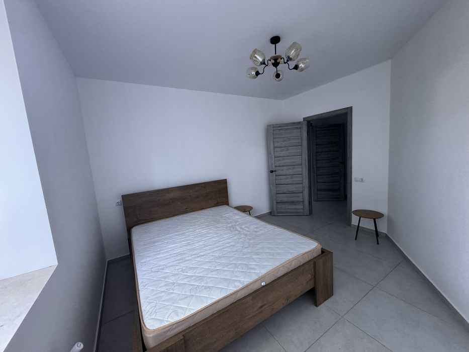 Продад 2к квартри с. Хотів