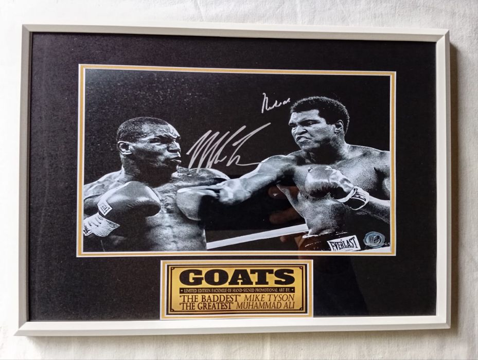 Moldura Boxe Mike Tyson Vs Muhammad Ali Promotional Art com Autógrafos