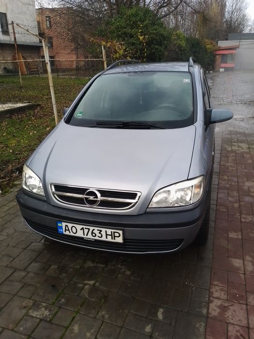 Продаю СВОЮ машину,в робочому стані!! ніяких вкладень не потребує!
Сів -поїхав!
За бажанням -перевіремо на СТО!
Заводиться з пів оберту, навіть при морозі (-15)
Розхід-економна!
Реальному покупцю (торг)
Причина продажу -придбання нового авто!
Своєчасна заміна мастила,та усіх розхідників!
09******78 Роман