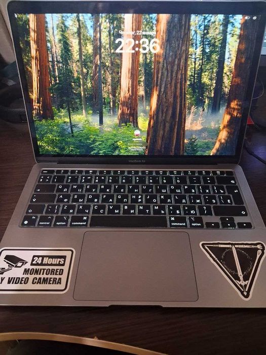 MacBook air M1 8/512