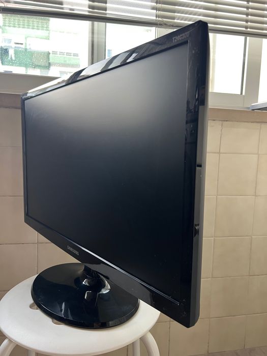 Televisão Samsung 24 polegadas