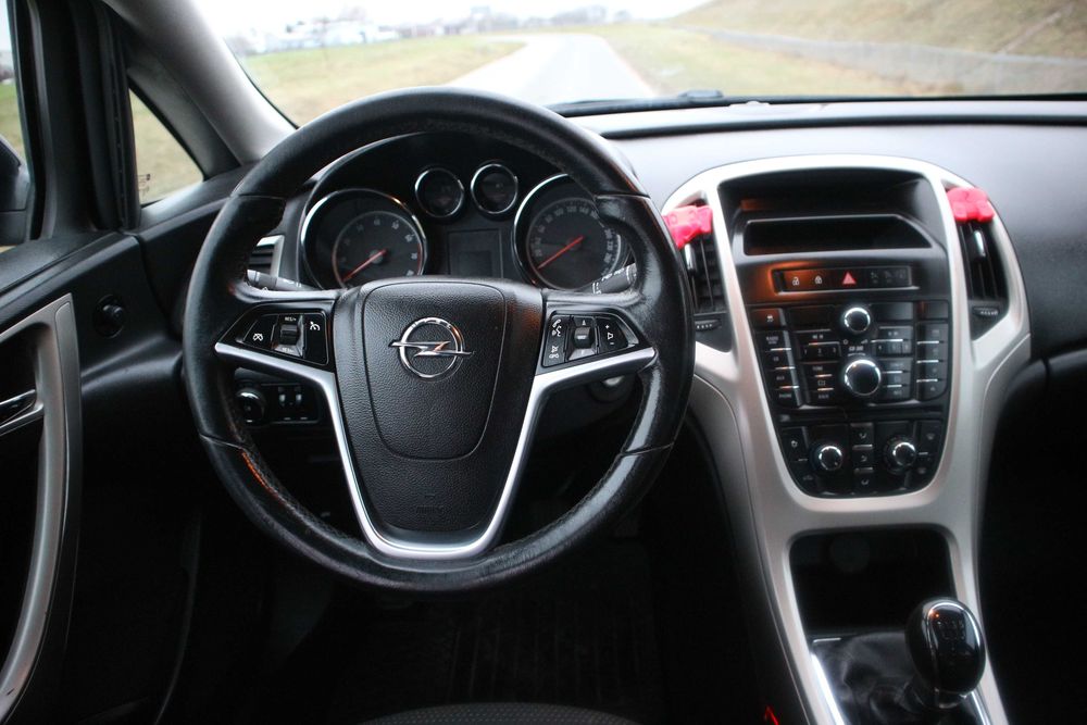 Opel Astra /Zadbana /Sprowadzona/Zarejestrowana / 1,6 Benzyna