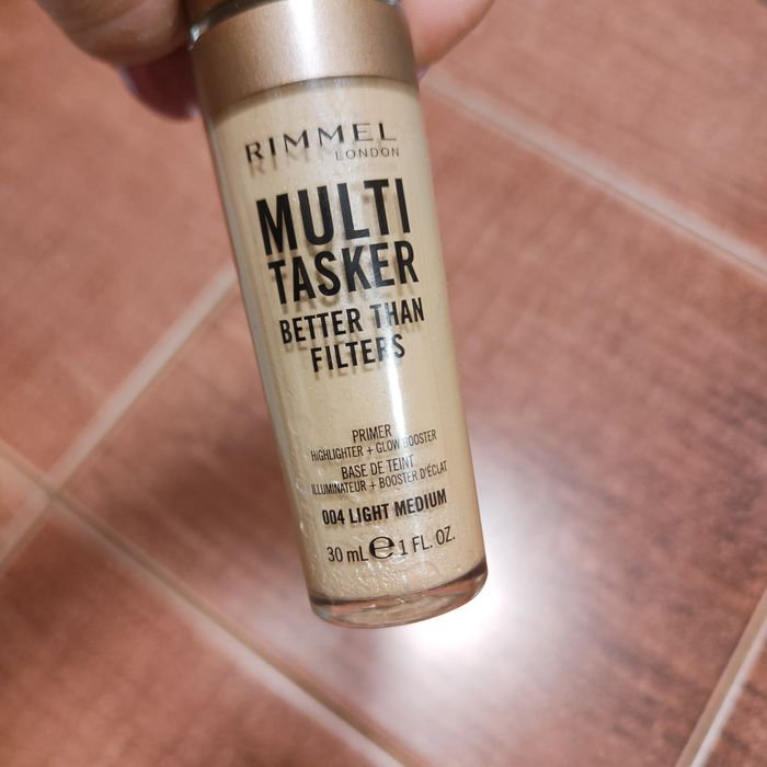 Korektor do twarzy Rimmel Multi tasker 30 ml