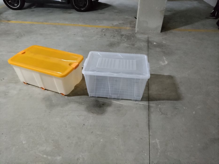 Caixas de arrumação como novas