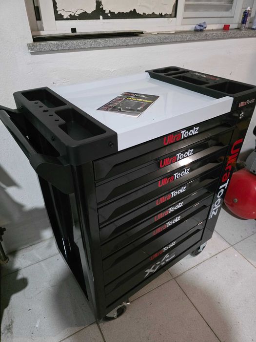 Carro de ferramentas com 419 peças