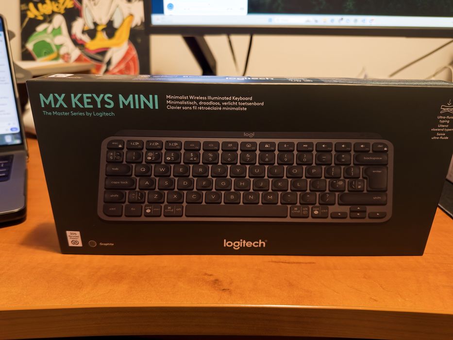 Logitech MX Keys Mini Graphite + чохол MX Keyboard Sleeve, нова