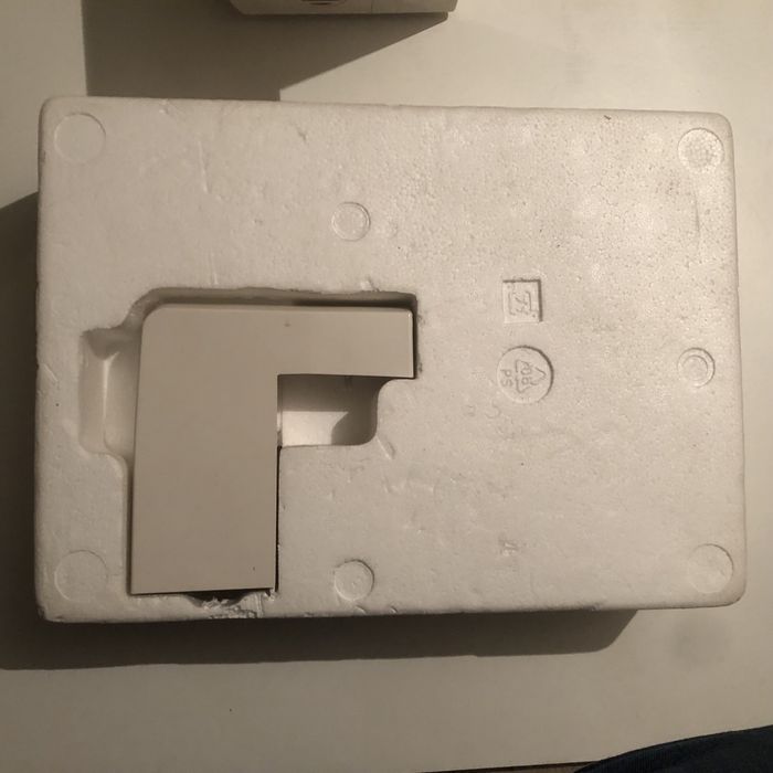 Швейна машинка Toyota, E&R Classic KP-883!