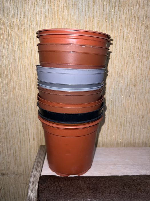 Горшки транспортировочные.
