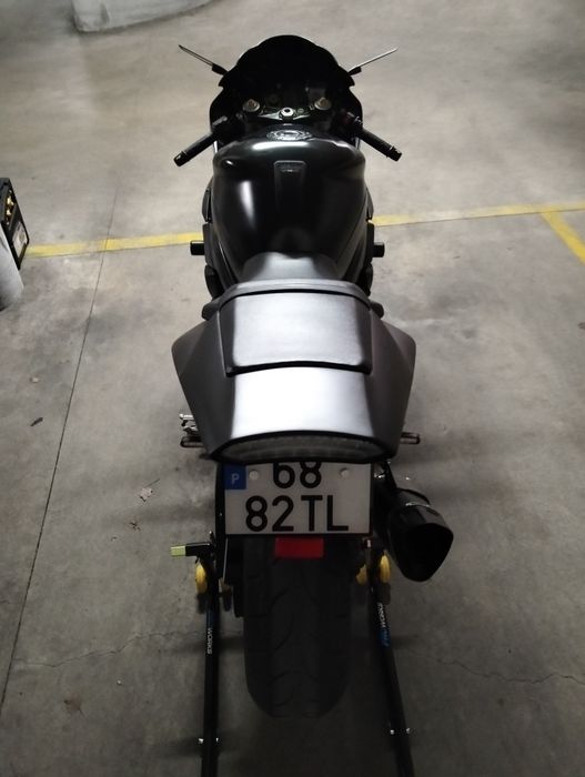Yamaha YZF R1 2003 (TROCA)