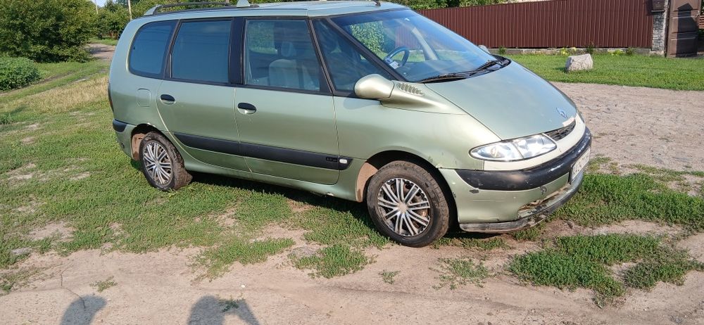 Обмін продам ренно еспейс 2.0газ бензин 2000рв