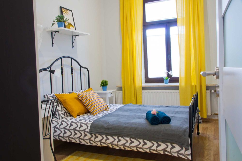 Apartament na doby w ścisłym Centrum-ul. Świętoduska- Turkusowy
