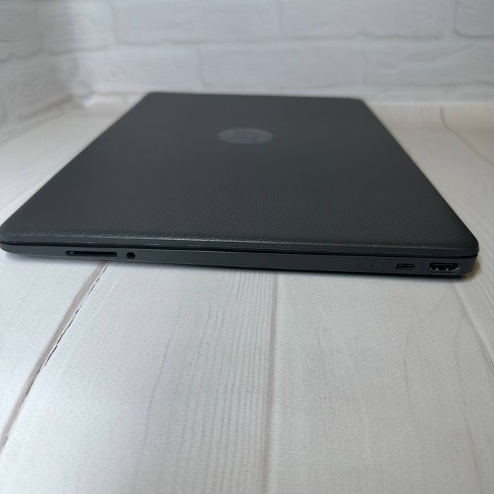 Продам ноутбук HP 15s-eq2000sf | Ryzen 5 5500U| SSD 256 | DDR4 8GB