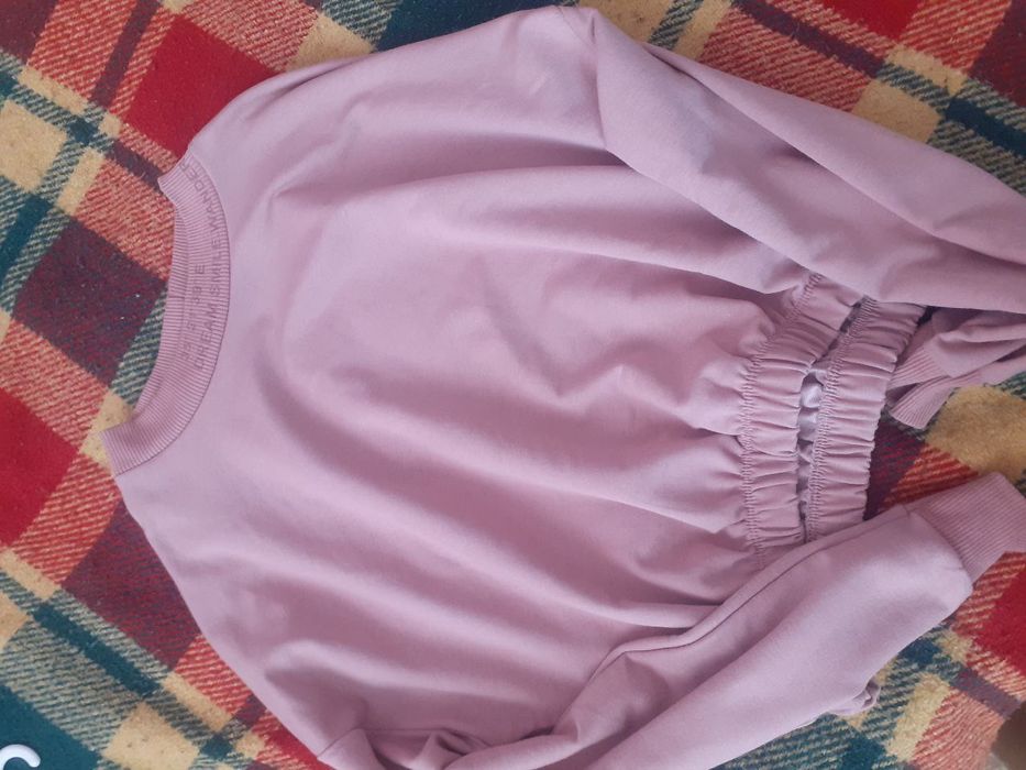 кофтинка нова на s