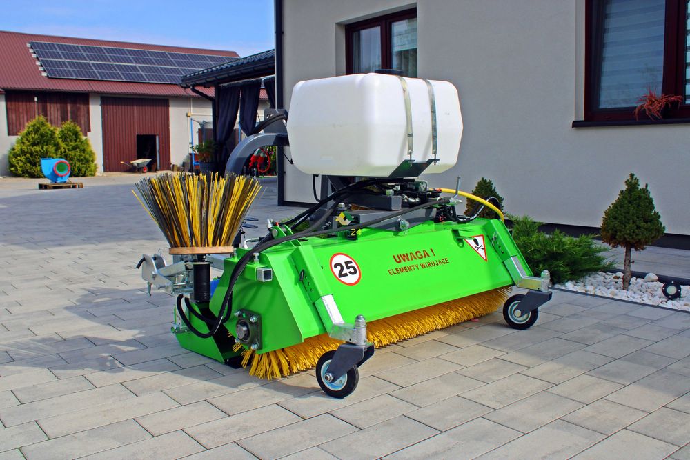 Zamiatarka do traktorka ciągnika kostki Zamiatarka drogowa hydrauliczn