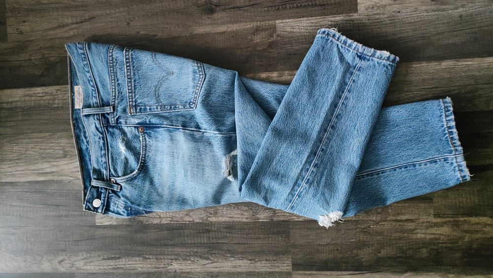 šwietne przecierane spodnie LEVI'S 501  24/26