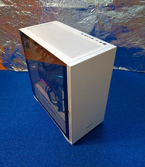 AMD Ryzen 9 - 3.4 GHz 16 Core / NVIDEA GeForce RTX3070Ti / 128 Gb Ram