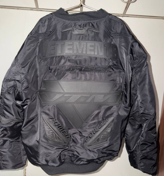 Бомбер Vetements Alpha Industries Black