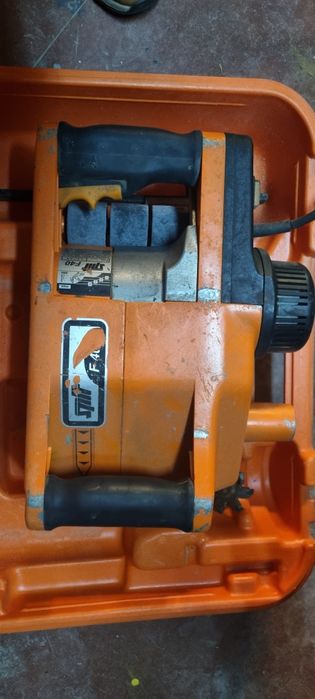 Máquina de abrir roços SPIT F40