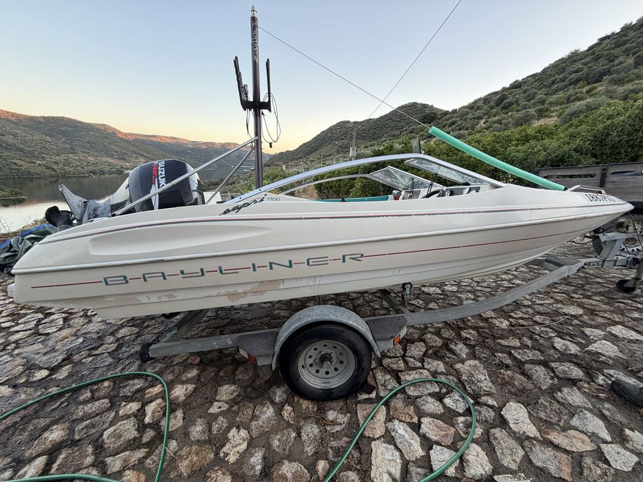 Bayliner capri 1700 com motor susuki 70hp 4stroke