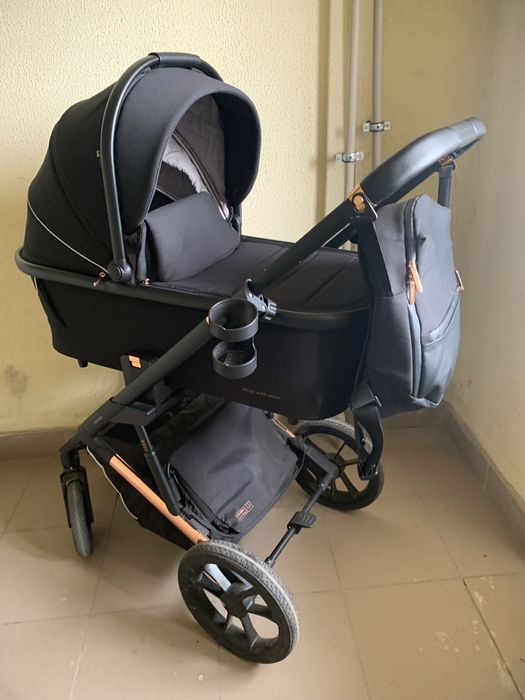 Продам дитячу коляску Carrello Sigma 2в1
