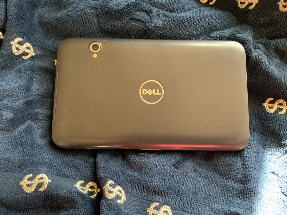 Неубиваемый планшет Dell Streak 7. 16GB, 4G, 7 дюймов. Полный комплект