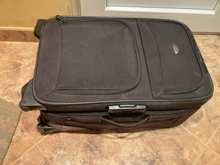 Mala de cabine ou porão em bom estado