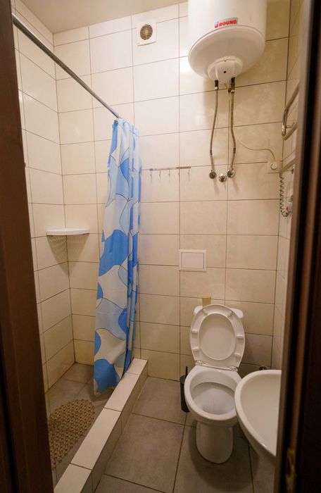 Недорога квартира -студія подобово Ірпінь тепло та світло постійно