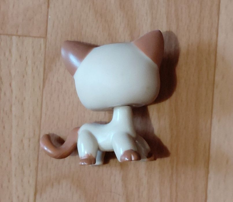 lps кішка стоячка