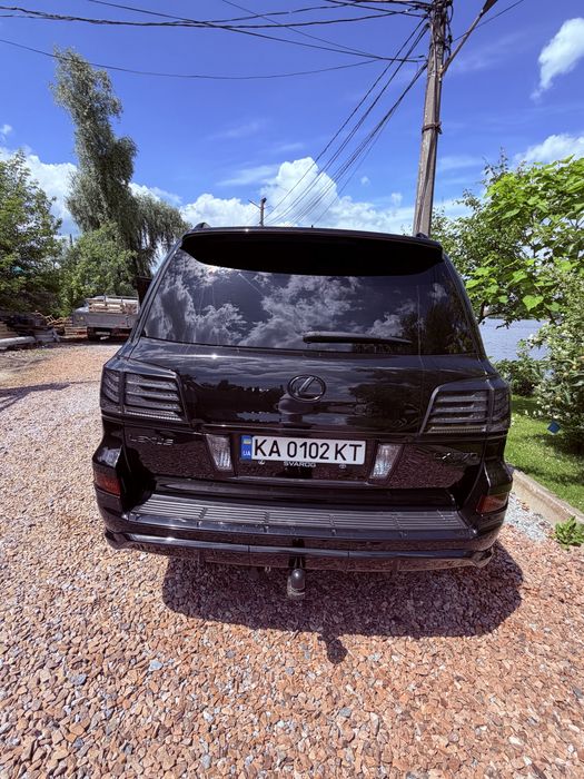 Lexus LX 570 2016