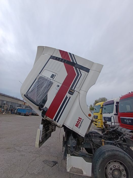 Продам среднюю кабину Ман TGX