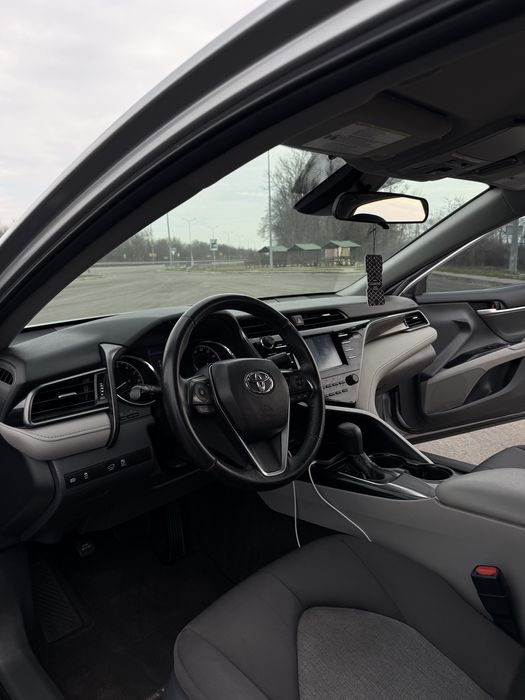 Продам Toyota Camry 70 2018