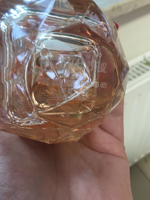Tiffany & Co rose gold intense 75 ml
Rose Gold Intense