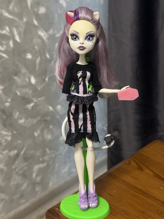 Ляльки монстер хай monster high