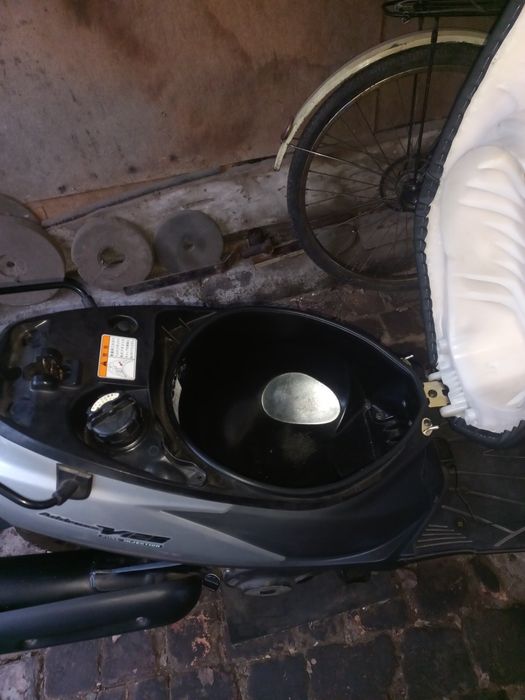 Продам сузуки адрес 125 g