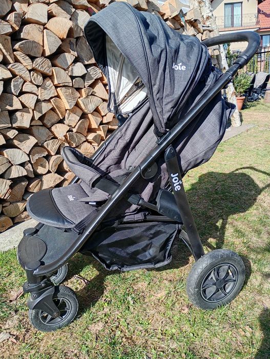 Wózek spacerowy Joie 4 air - pompowane koła