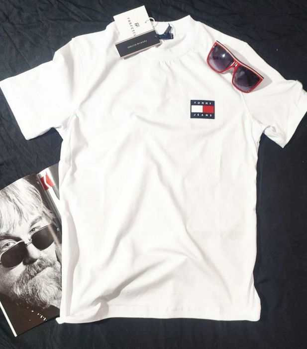 Розпродаж!!! Футболка EA7, футболки чорні та білі , s-xxl, 100% cotton