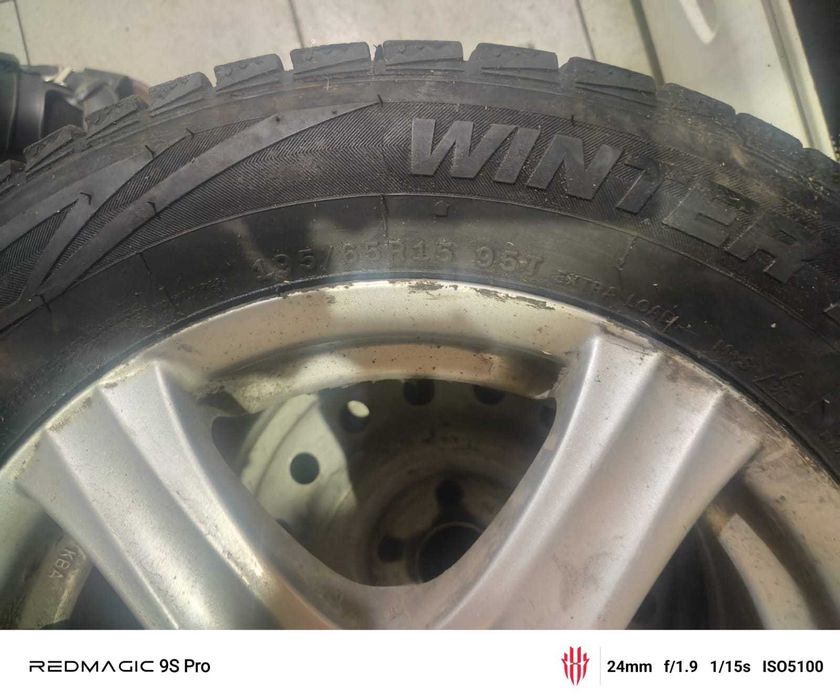 Продам резину .розмер195/65R15