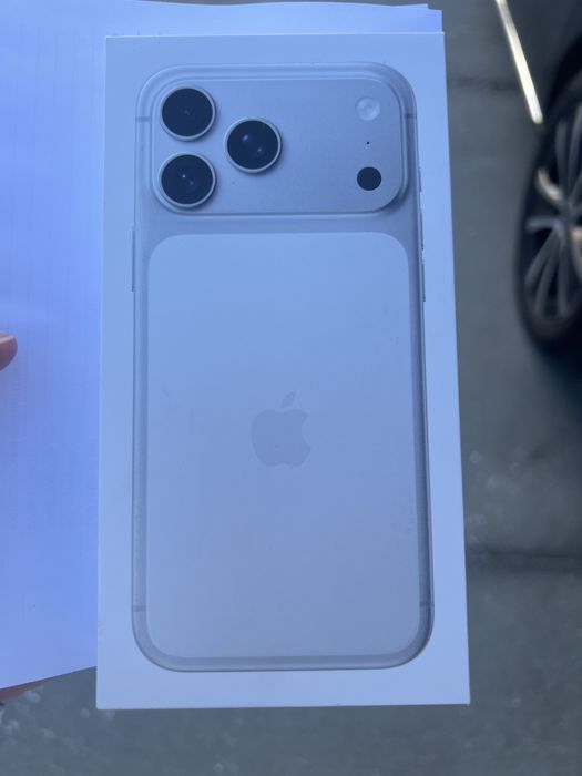 Iphone 17 pro max branco selado com factura naciconal